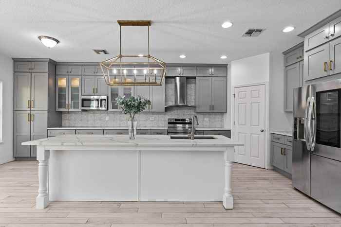 19270 Fallglo Dr - Photo 7 of 40