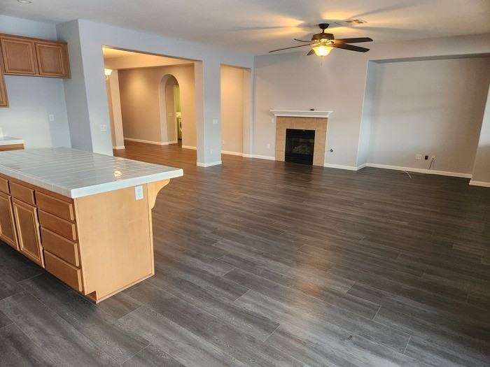 710 Multnomah Ct - Photo 2 of 12