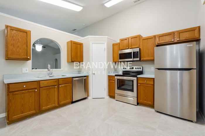 355 Placid Lake Dr - Photo 6 of 18