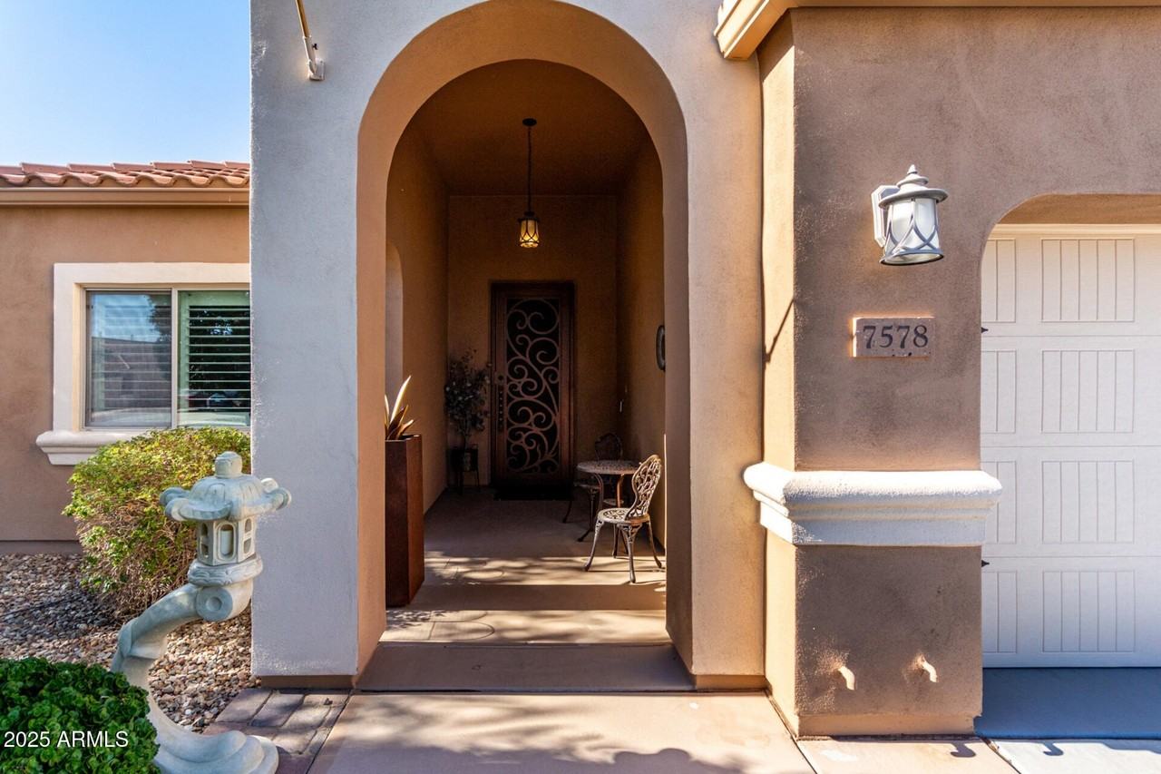 7578 W Tierra Buena Ln - Photo 5 of 37