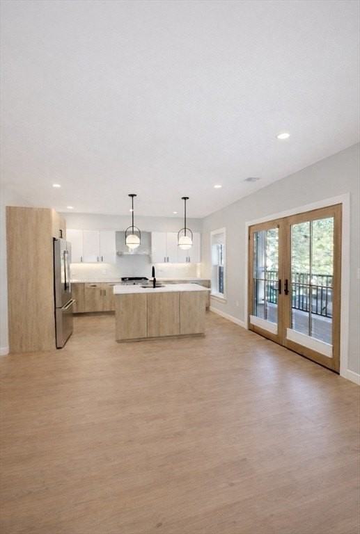 99 Williams St - Photo 5 of 24