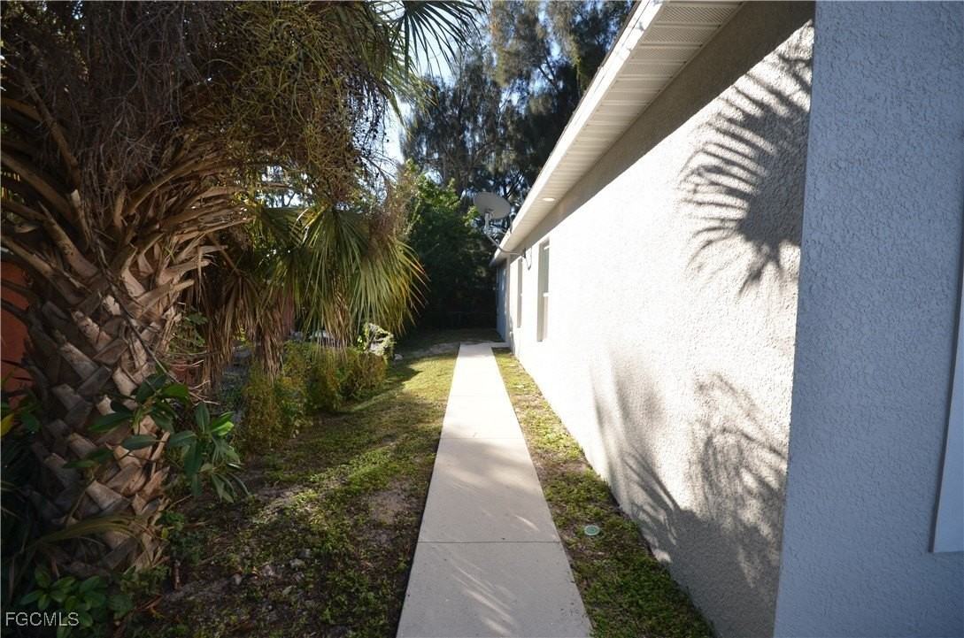 3306 Bassie Ct - Photo 2 of 25