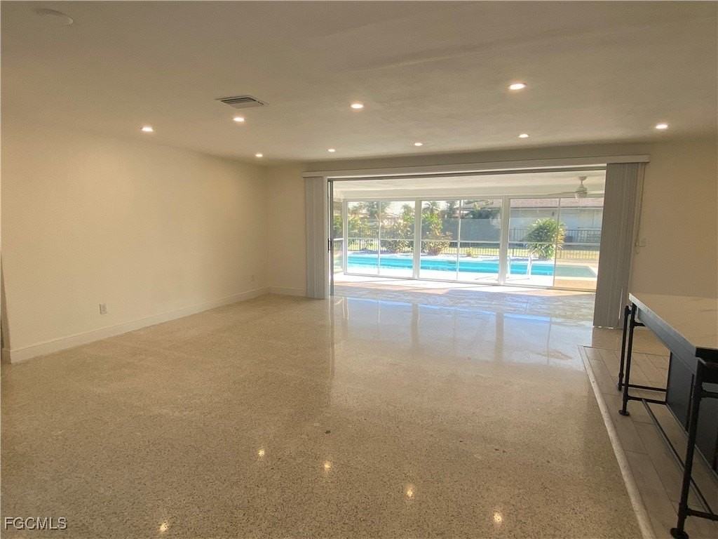 5917 Sw 1st Ct - Photo 3 of 29