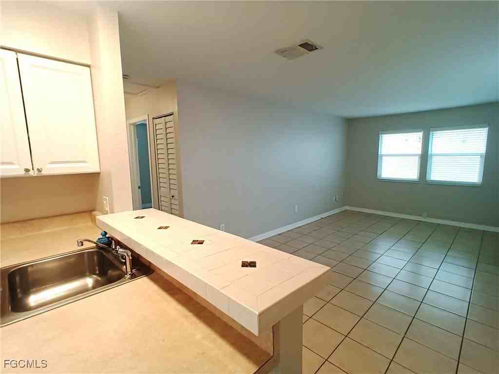 3420 Skyline Blvd Apt 104 #104 - Photo 7 of 13