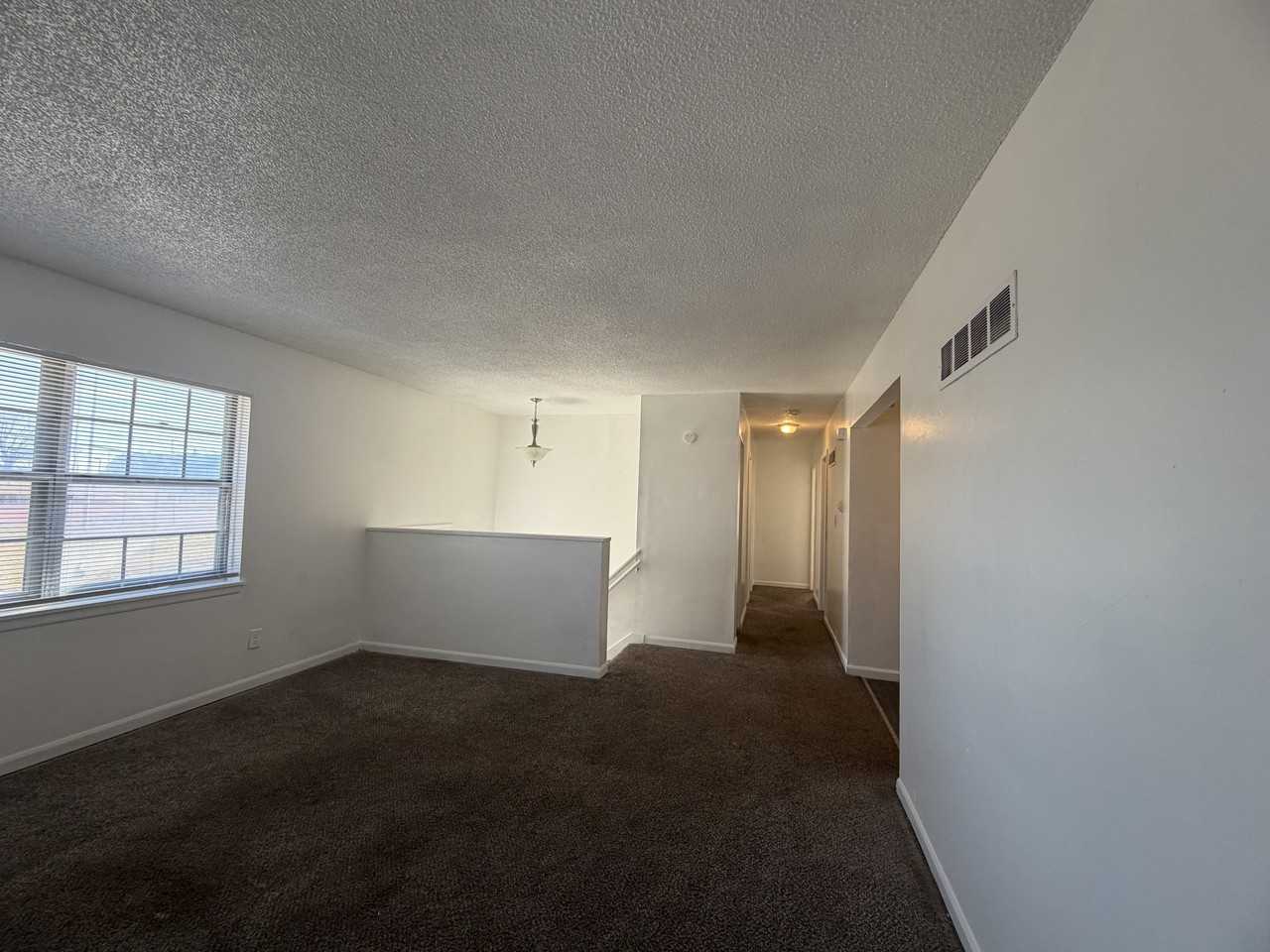 1112 Olive St #1 - Photo 6 of 30