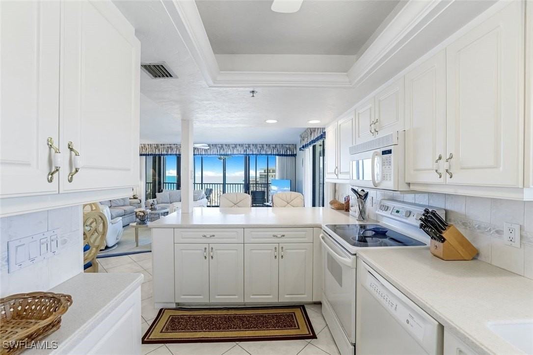 26225 Hickory Blvd Apt 10c #10C - Photo 2 of 34