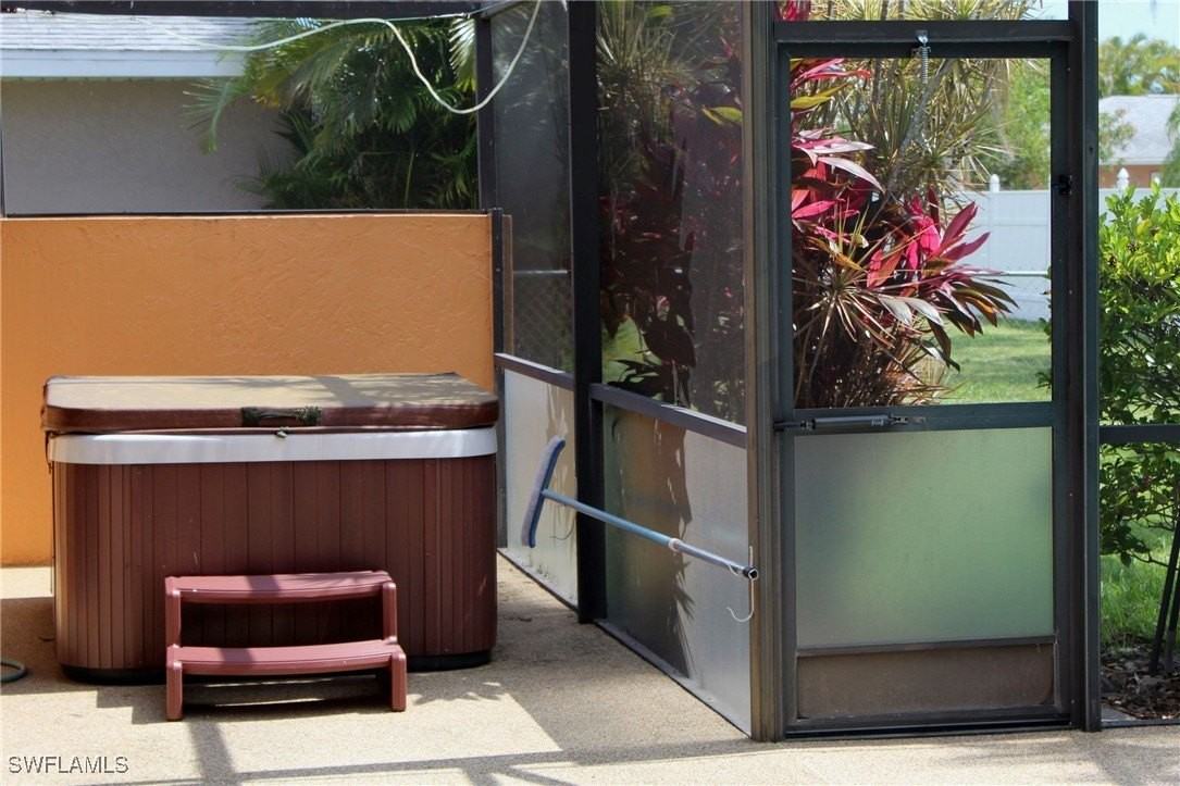 3402 Se 11th Ave - Photo 4 of 21