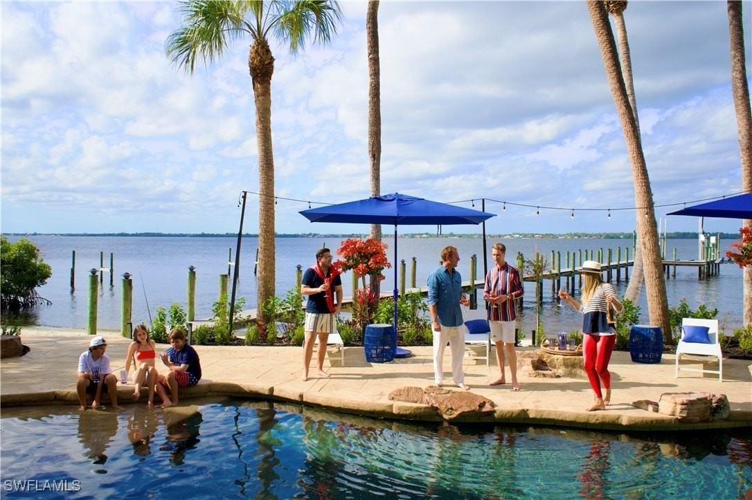 100 Fairview Ave - Photo 3 of 49