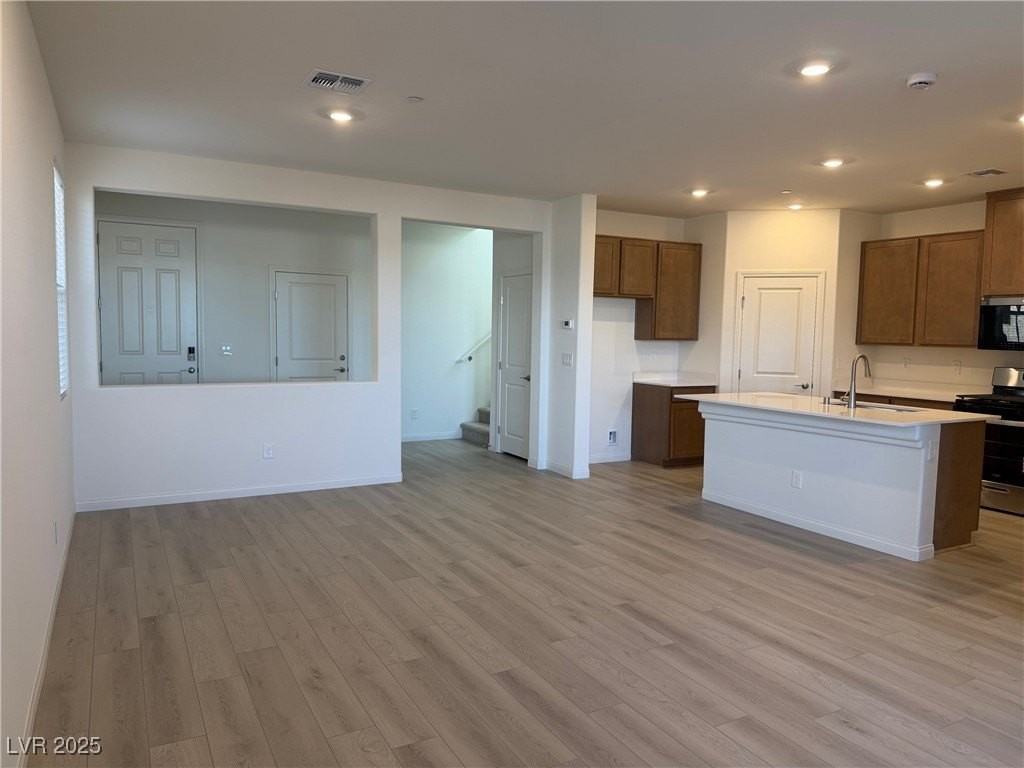 Magical Dr - Photo 2 of 12