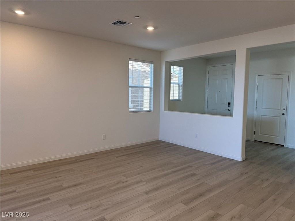 Magical Dr - Photo 3 of 12