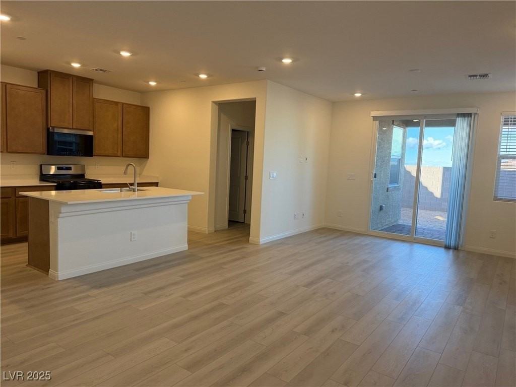 Magical Dr - Photo 6 of 12