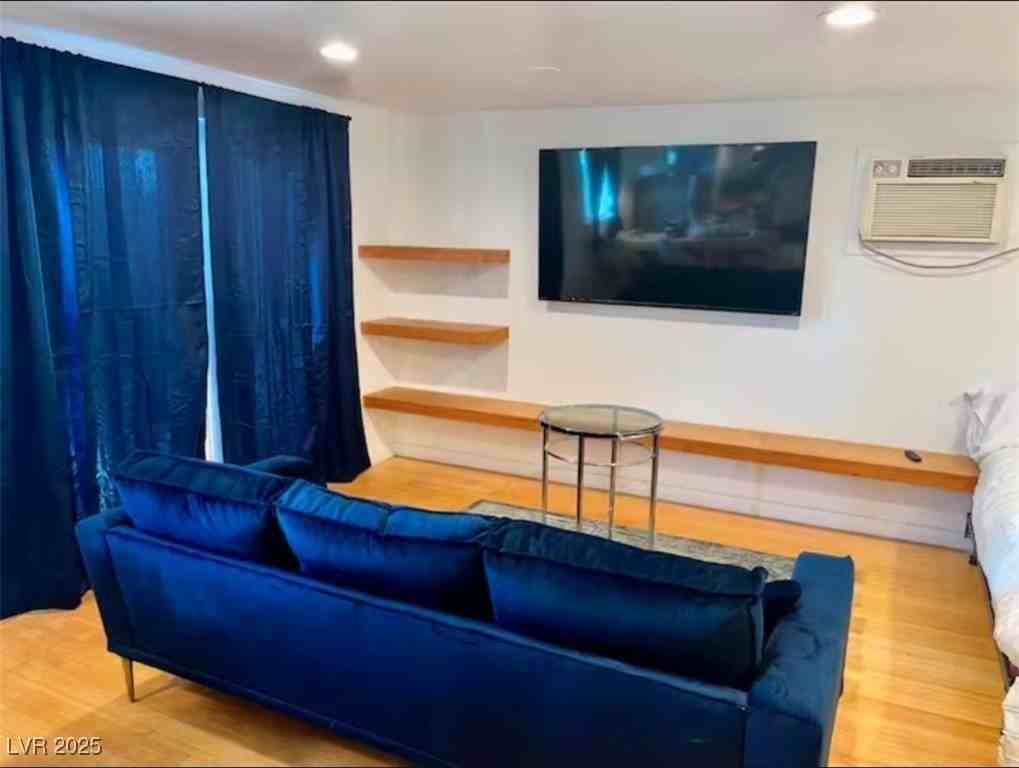 3418 Oneida Way #1 - Photo 4 of 12