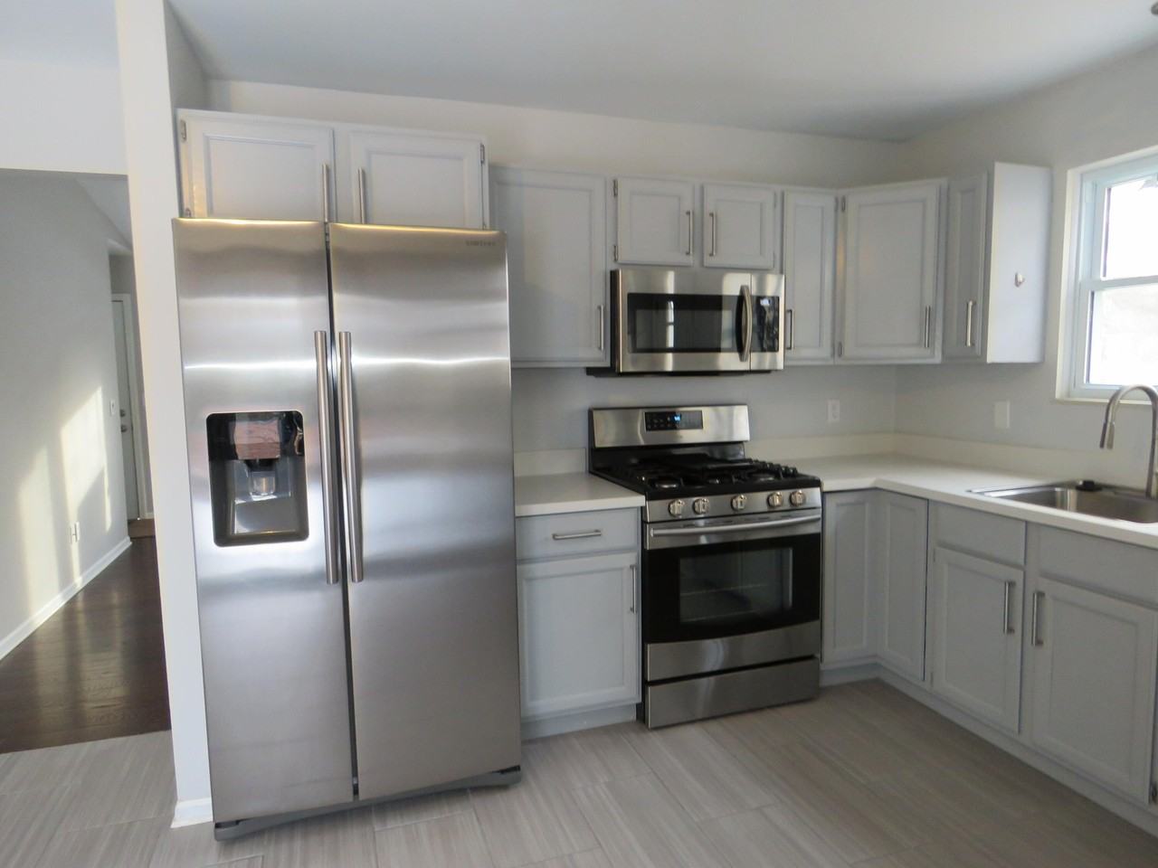 3539 East St - Photo 3 of 29