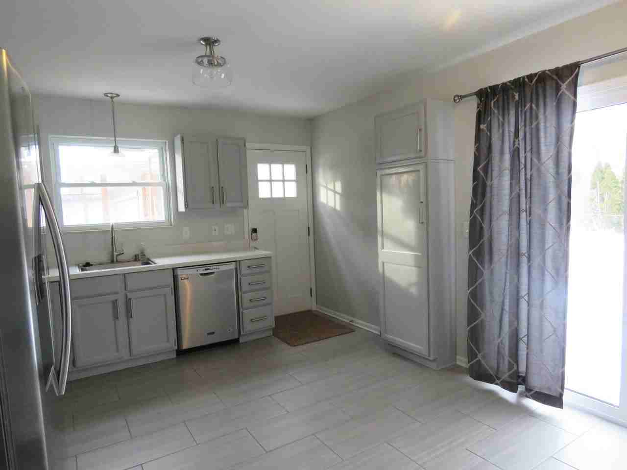 3539 East St - Photo 4 of 29