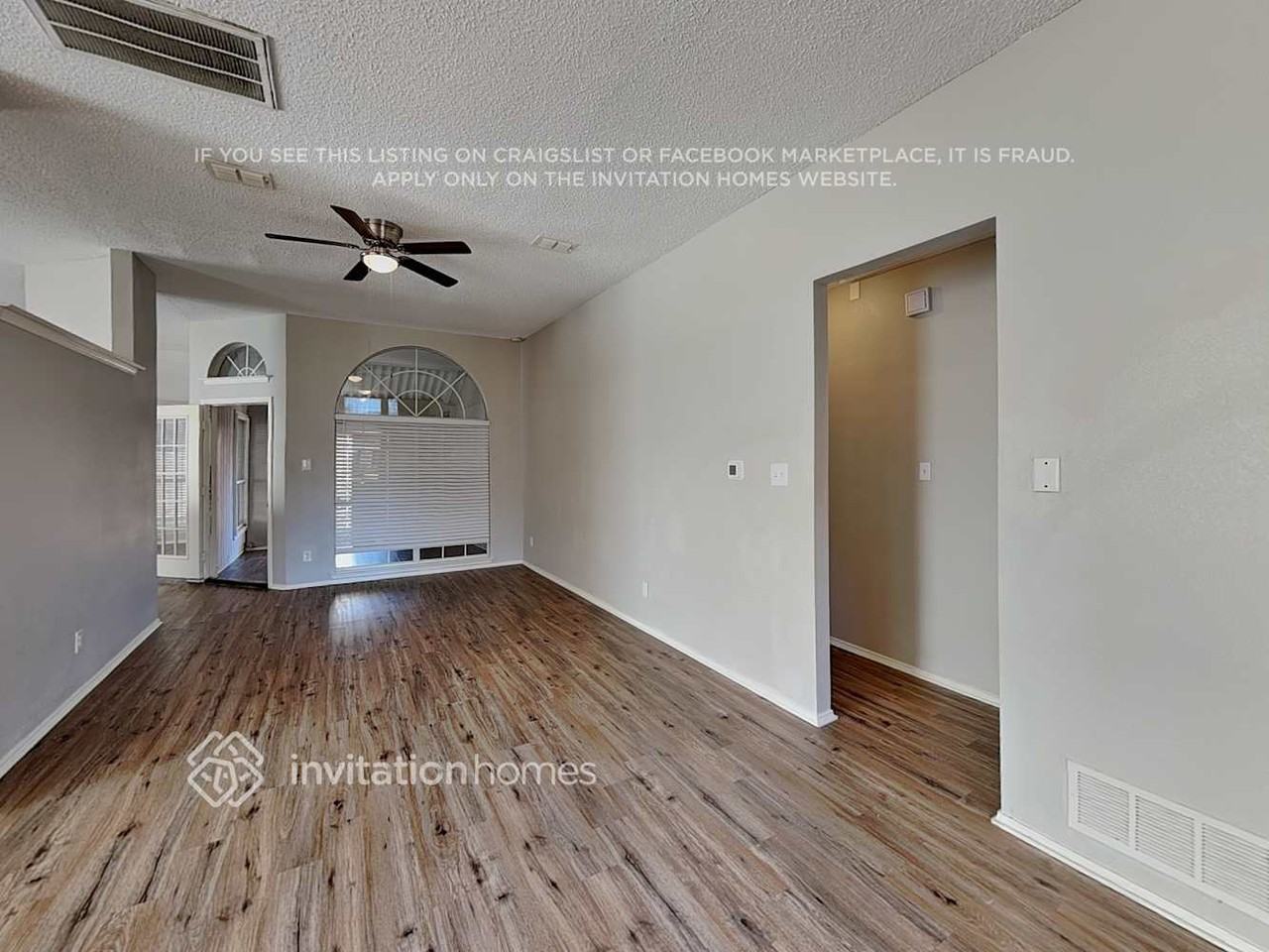 4133 Scotland Dr - Photo 5 of 20