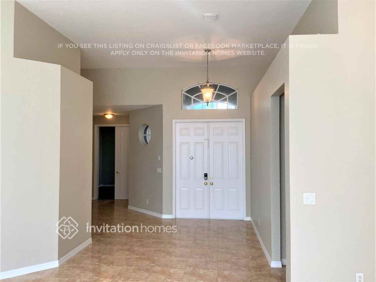 8444 S Lake Forest Dr - Photo 3 of 12