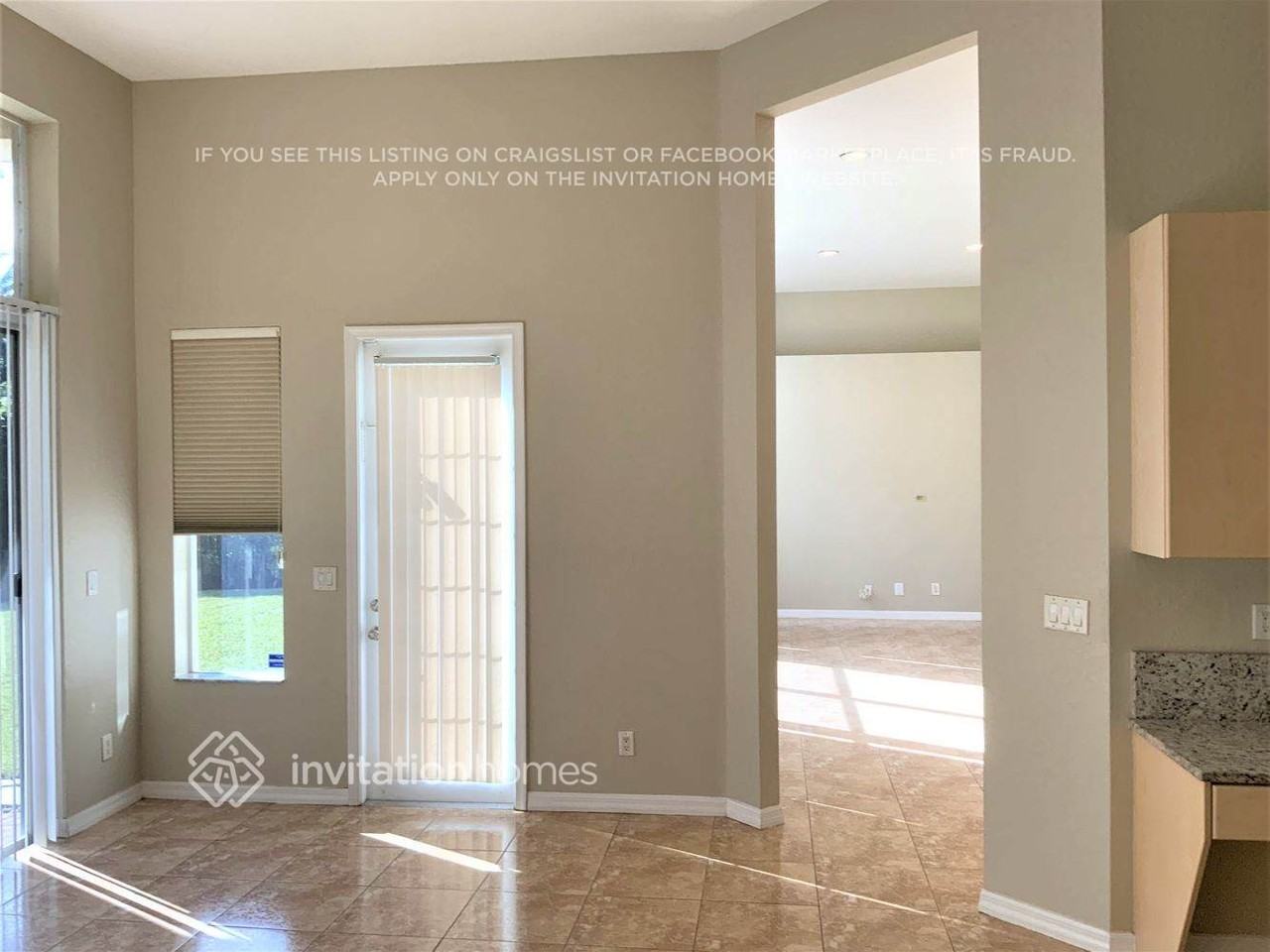 8444 S Lake Forest Dr - Photo 5 of 12