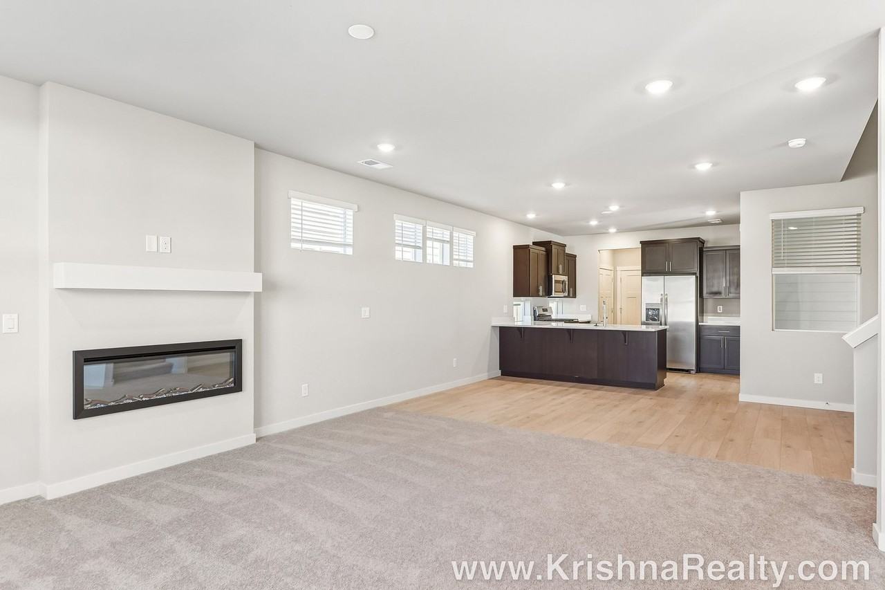 7344 Se Madrone St - Photo 3 of 31