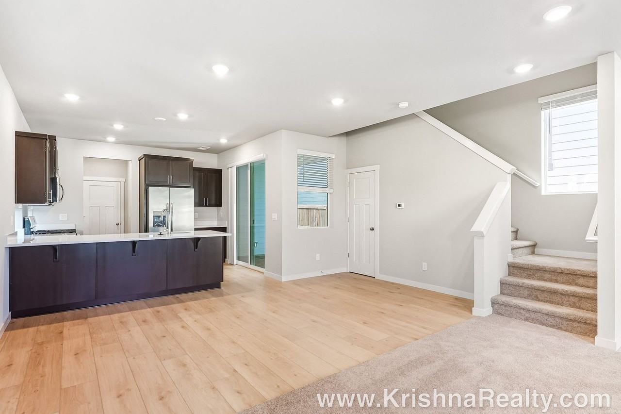 7344 Se Madrone St - Photo 5 of 31