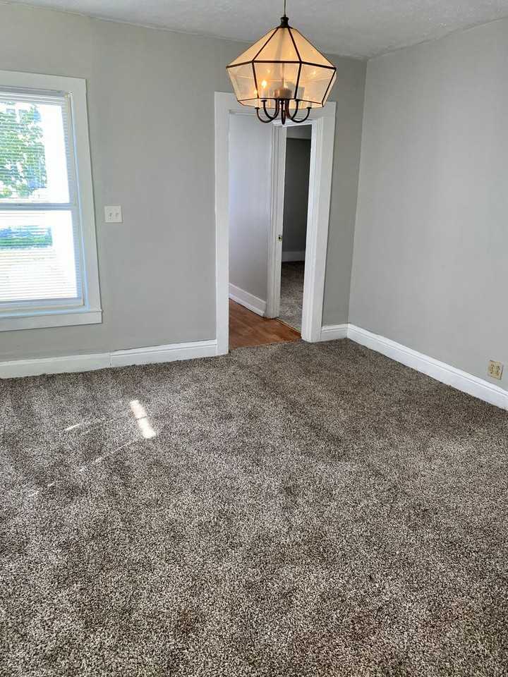 1806 Culbertson Ave - Photo 5 of 10