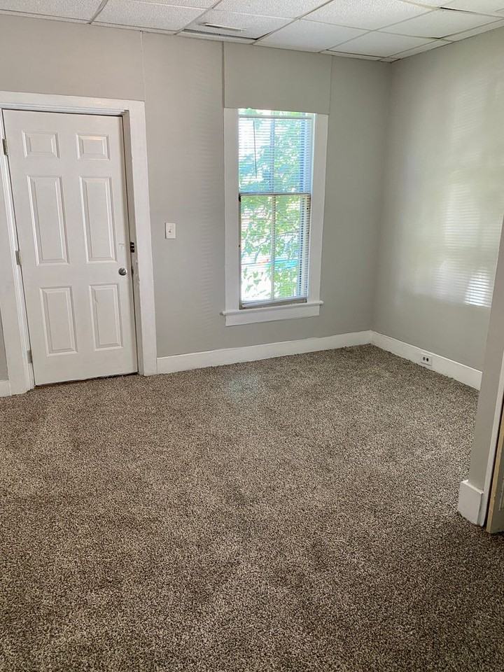 1806 Culbertson Ave - Photo 7 of 10