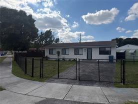 7330 Sw 11th St #7330 - Photo 1 of 1