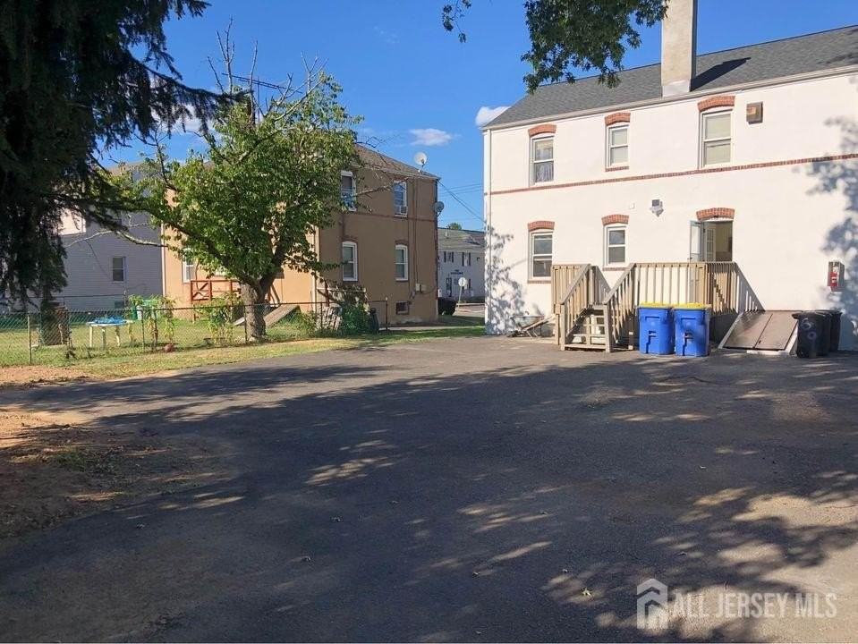 148 Main St - Photo 2 of 11