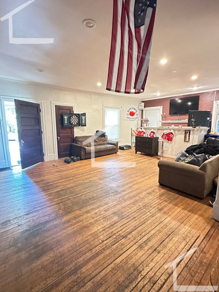 28 Orkney Rd - Photo 2 of 29