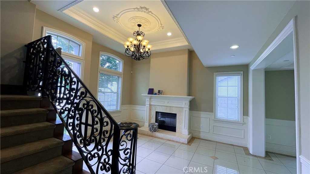 5921 Alessandro Ave - Photo 6 of 30