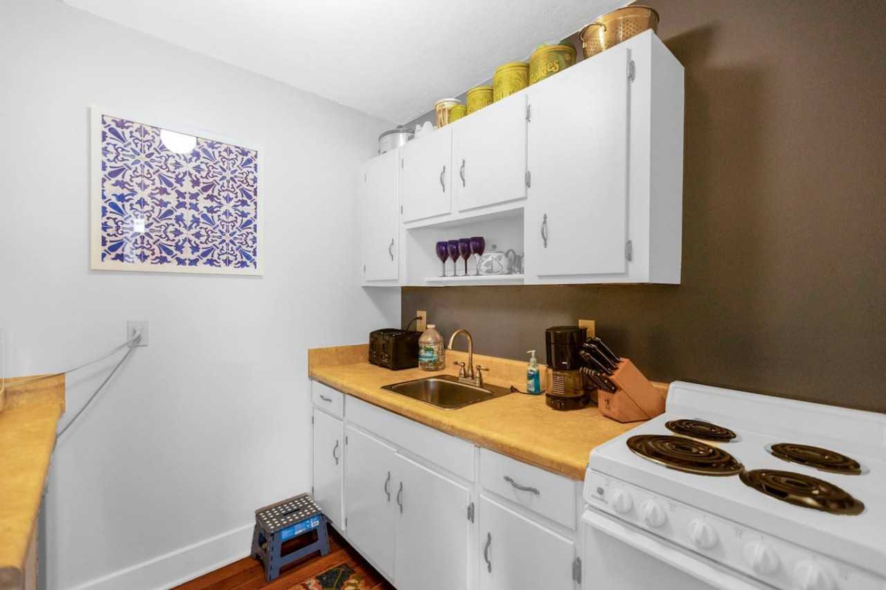 205 Se 7th St #1359090P - Photo 7 of 12