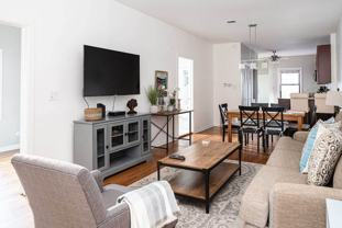 628 W Schubert Ave - Photo 1 of 1