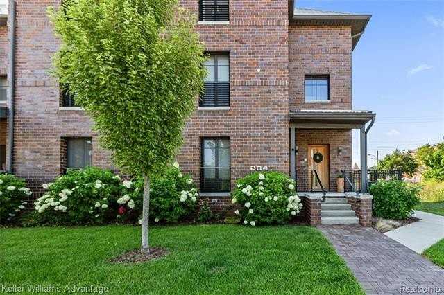 284 Eliot St - Photo 2 of 50