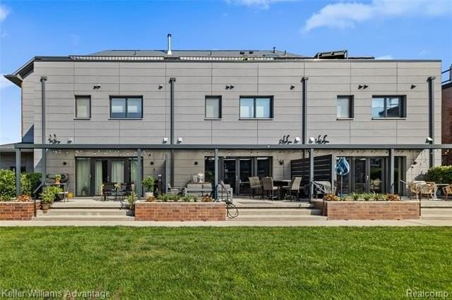 284 Eliot St - Photo 6 of 50