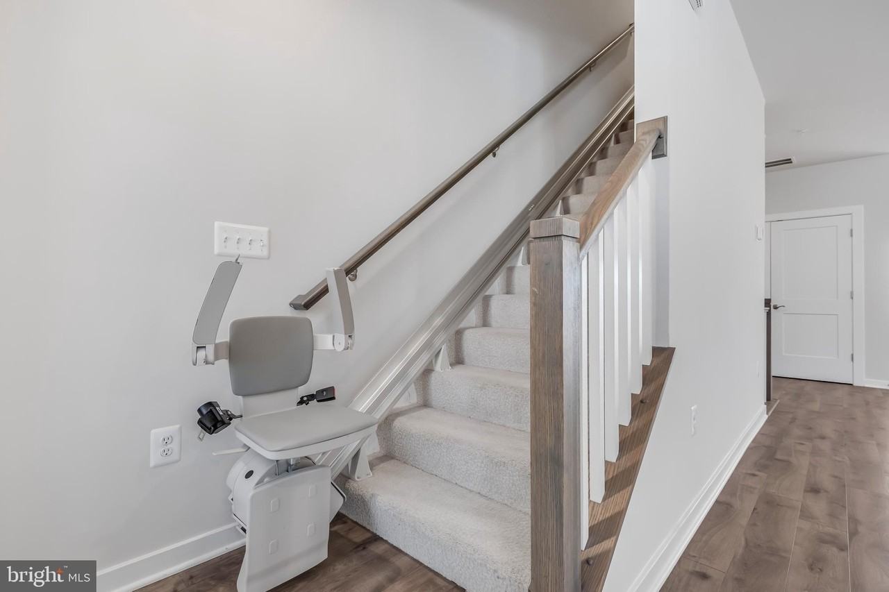 13505 Sayward Blvd Unit 86 #86 - Photo 3 of 26