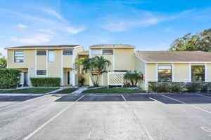 featured image of 703 Stonewood Ct #16B