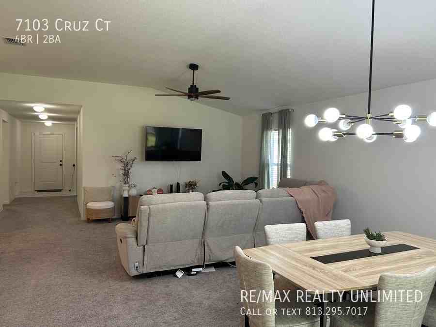 7103 Cruz Ct - Photo 7 of 47