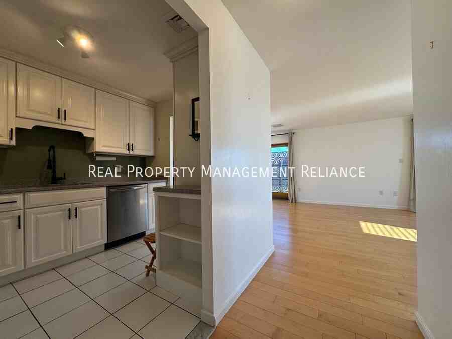 20 Central St #404 - Photo 3 of 18