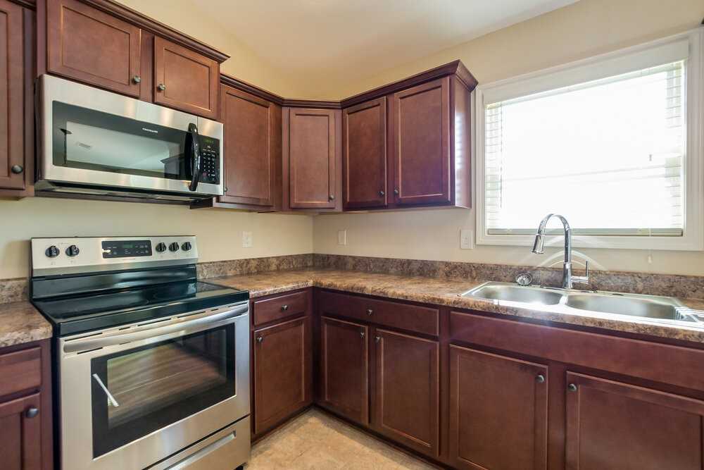 323 Trailside Dr - Photo 6 of 18