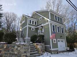 featured image of 232 Ash St