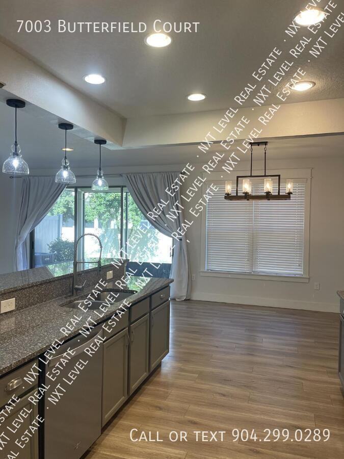 7003 Butterfield Ct - Photo 4 of 17