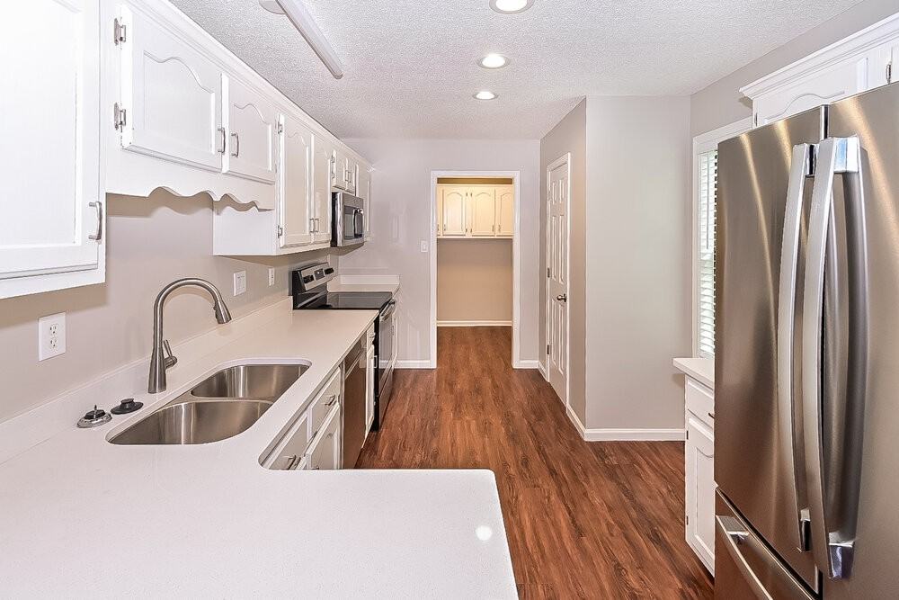 4000 Windermere Dr - Photo 7 of 16