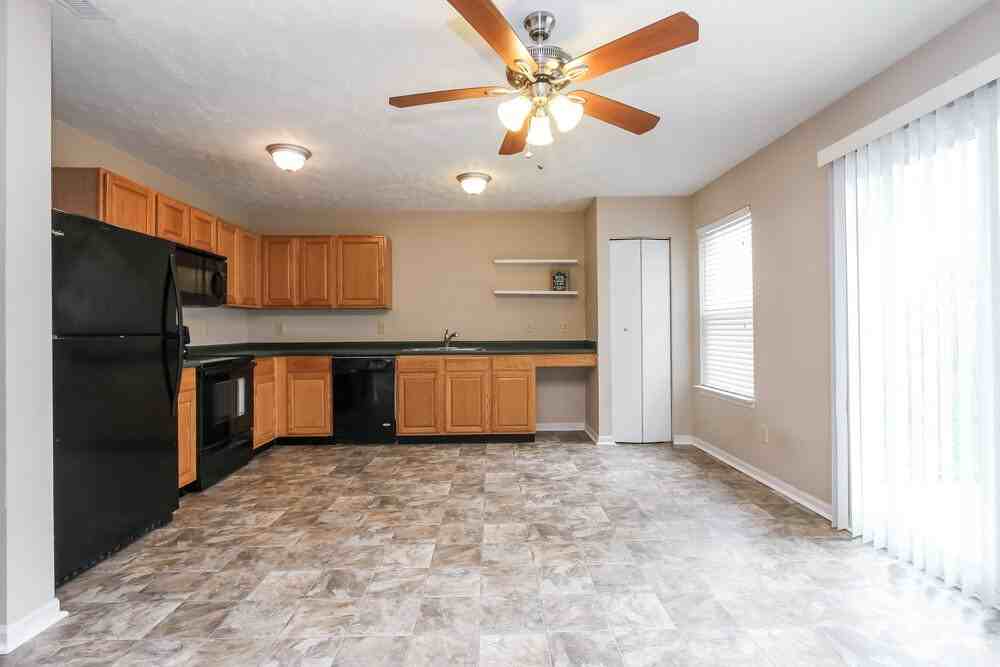 105 Winterwood Dr - Photo 4 of 15