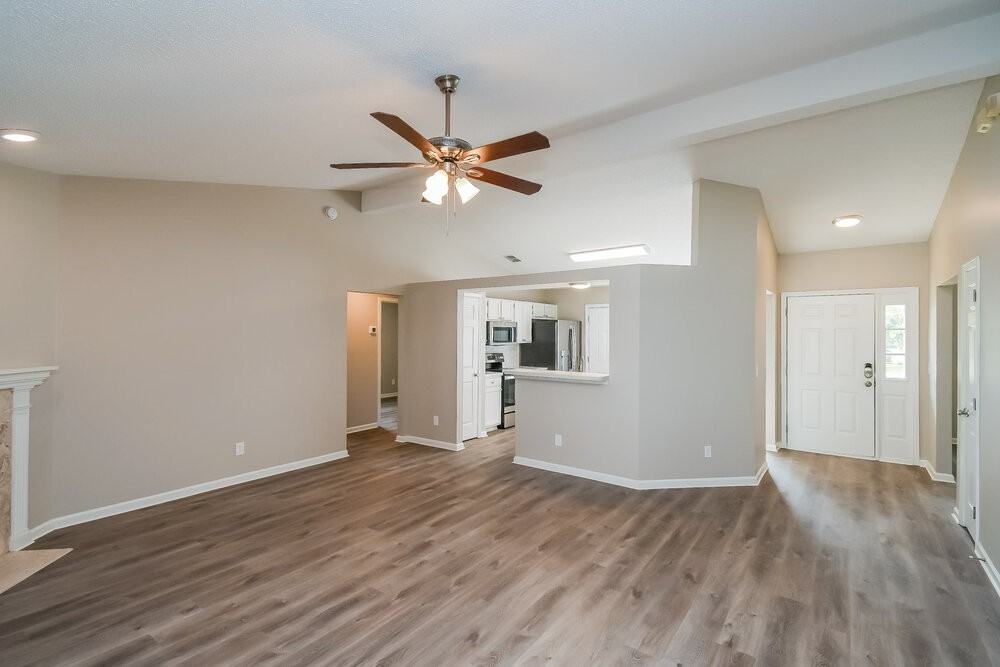 7725 Fawn Lake Dr S - Photo 4 of 16