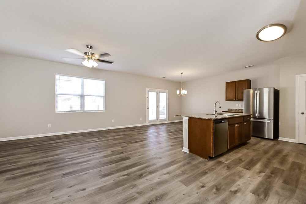 2901 S Hills - Photo 4 of 17