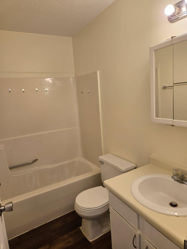 27 Scioto Dr #I - Photo 7 of 10