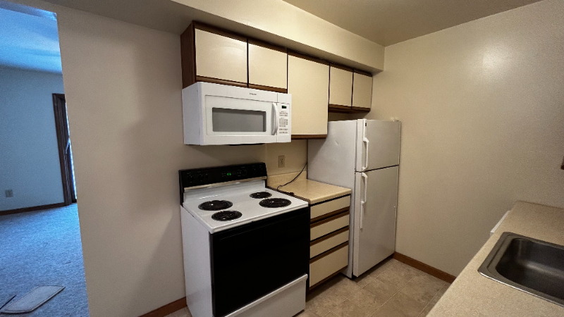 916 Kings Rd #203 - Photo 2 of 16