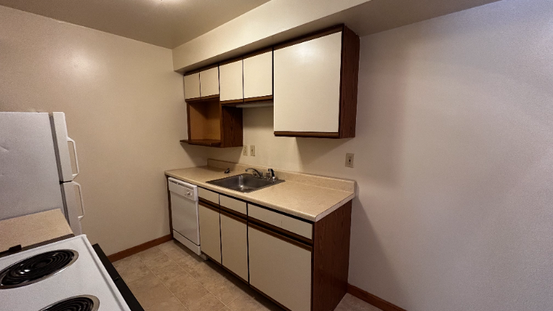 916 Kings Rd #203 - Photo 3 of 16