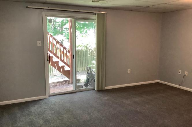 659 Realm Ct W - Photo 3 of 20