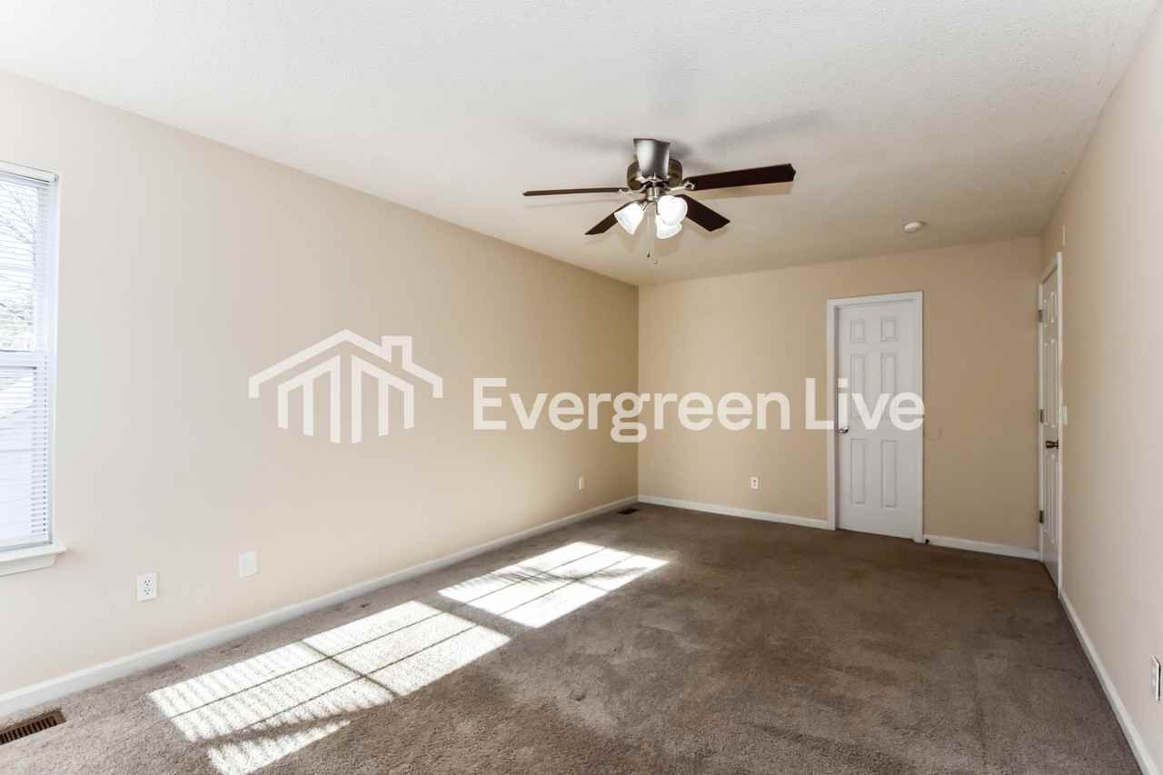 14 Garrington Ct - Photo 4 of 15