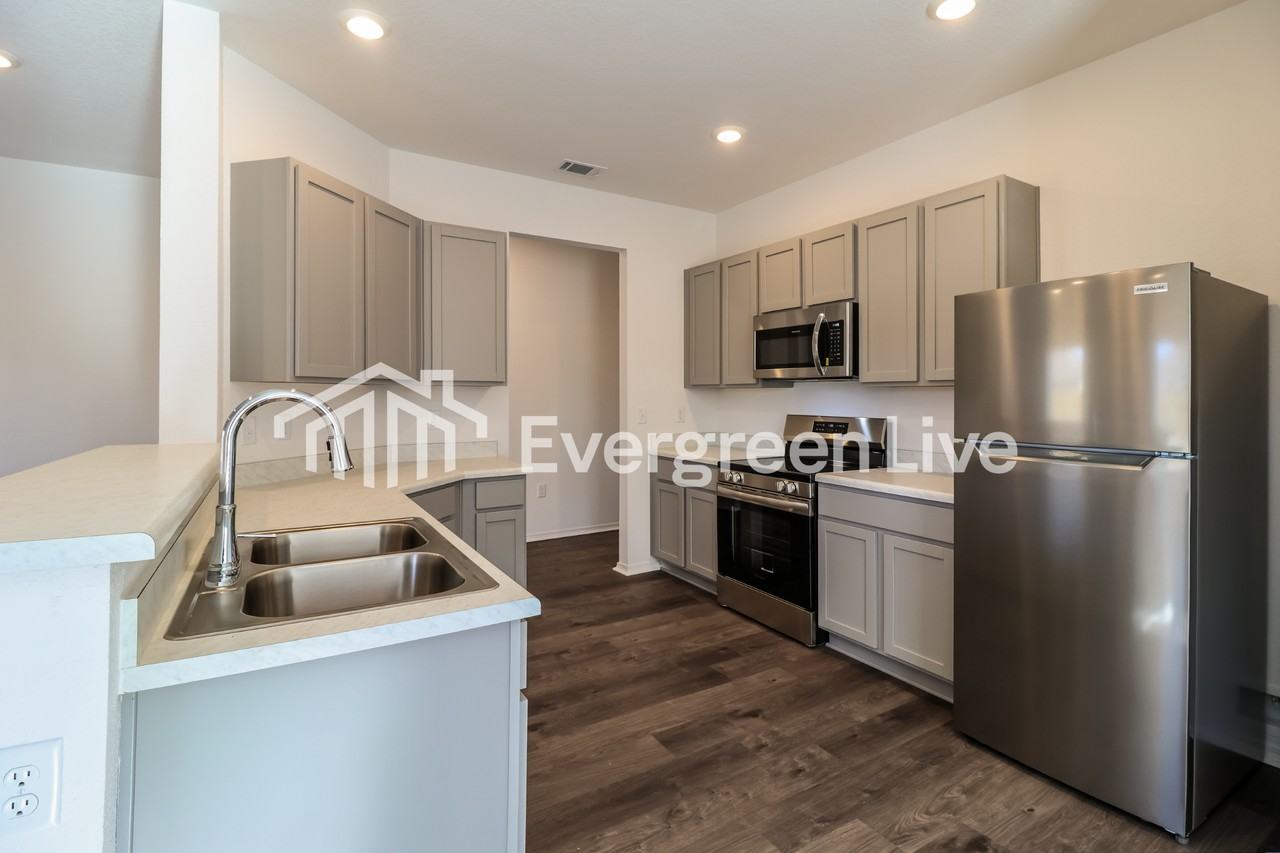 31 Sourdough Creek Ln - Photo 6 of 15